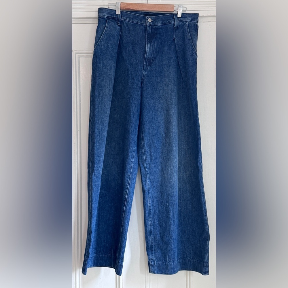 Banana Republic Classic Blue Denim Jeans